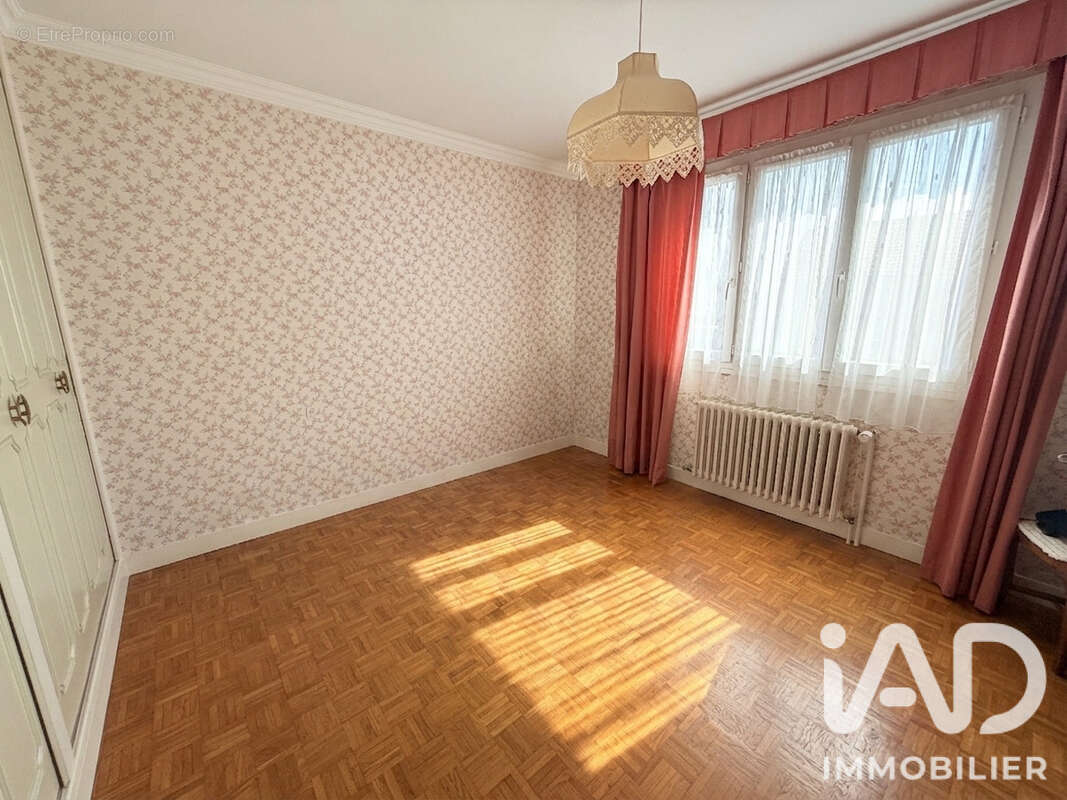 Maison 94 m² à Brou  - photo 5