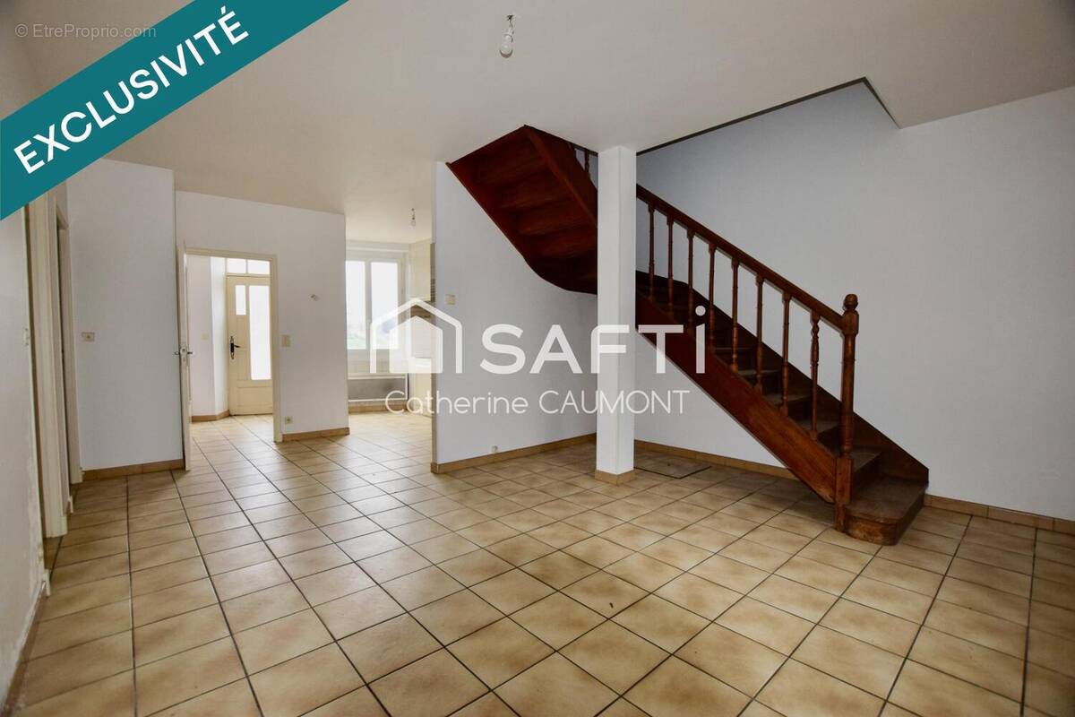 Photo 1 - Maison à LACROUZETTE