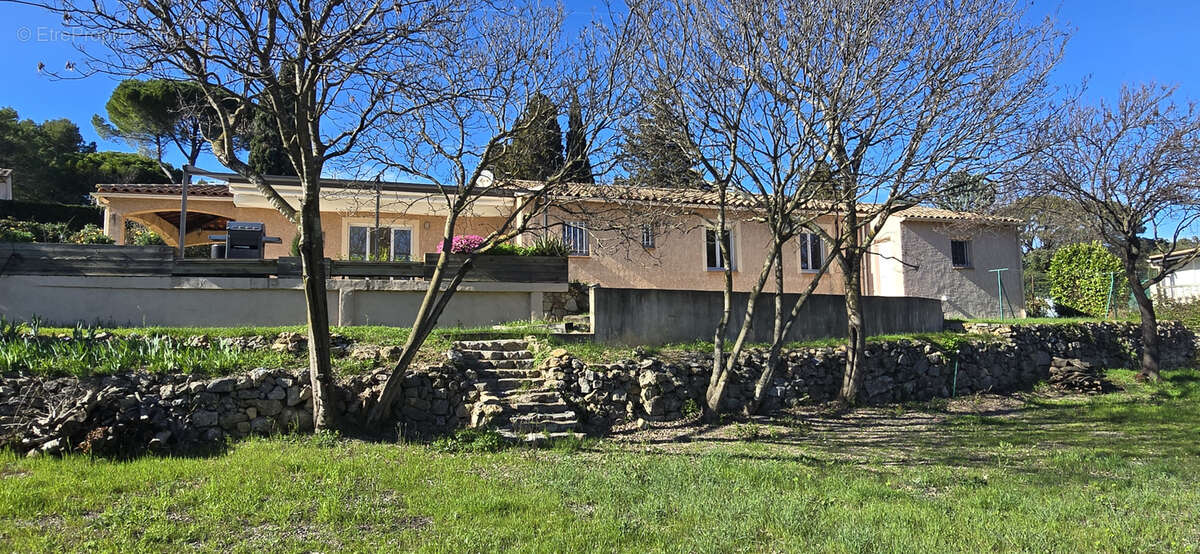 Maison à DRAGUIGNAN