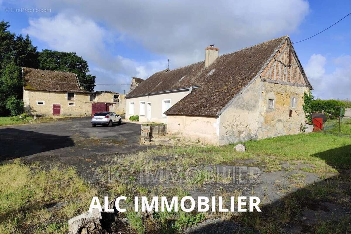 Maison 149 m² à Courgains  - photo 2