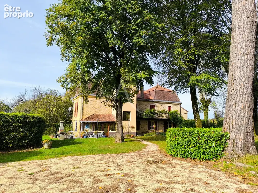 Maison 4 chambres -Villefranche Du Perigord 175 m2, terrain 1800m² - photo 14