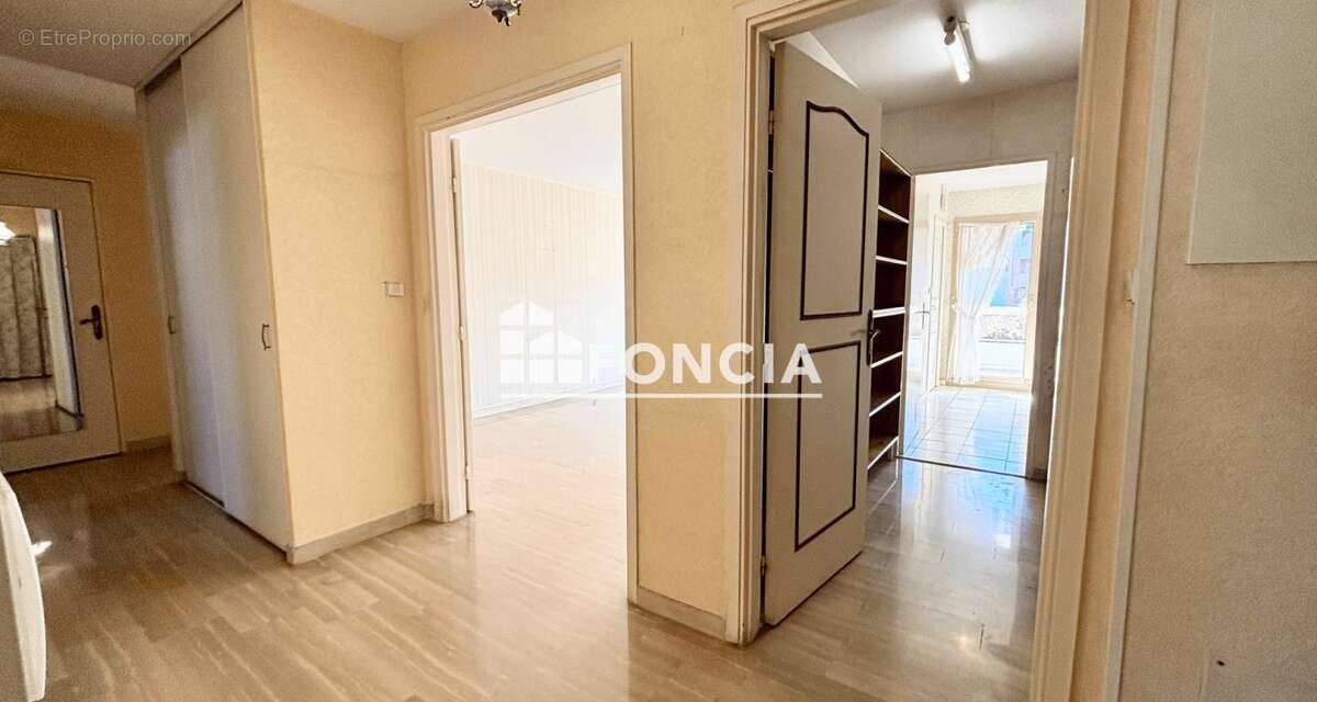 Appartement à SAINT-RAPHAEL