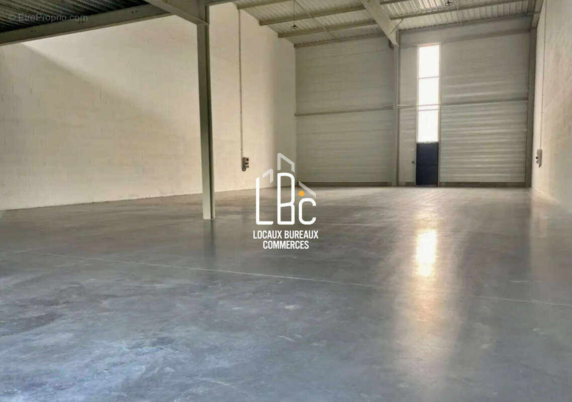 Commerce à LE BIGNON