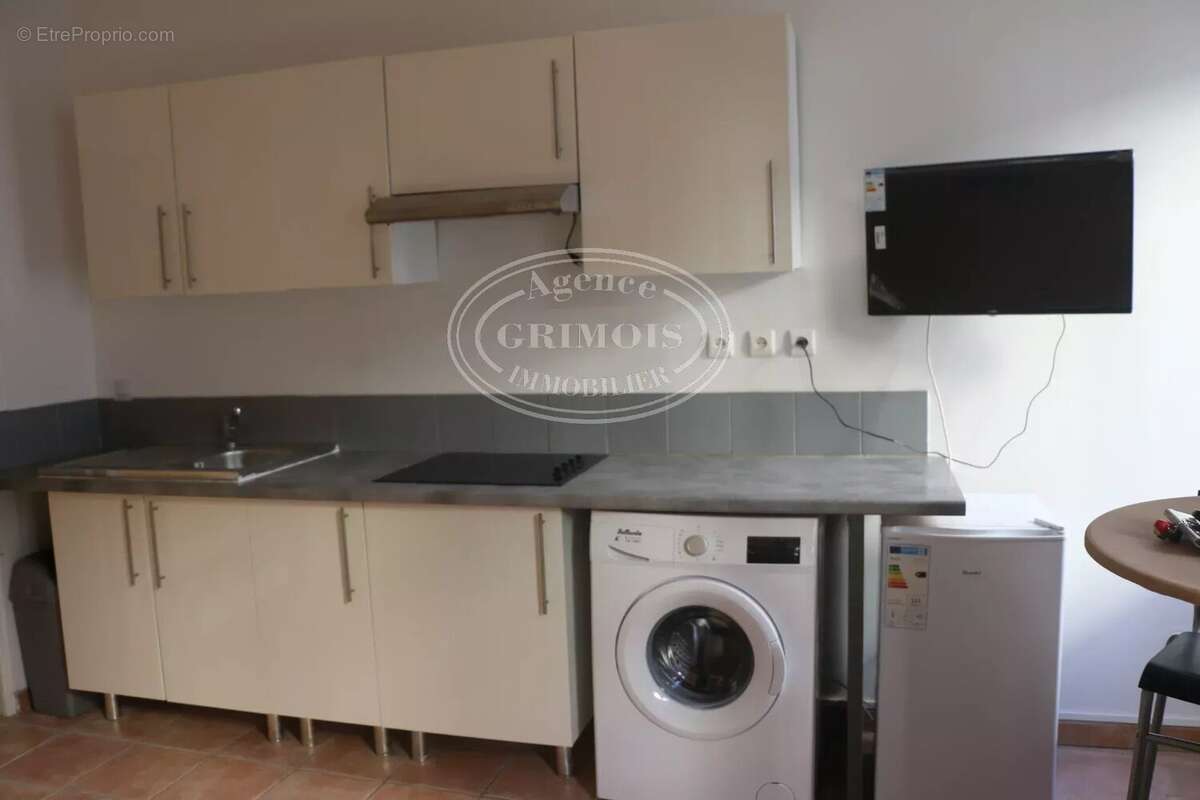CREDIT VENDEUR - 2 appartements et 1 local commercial - photo 2
