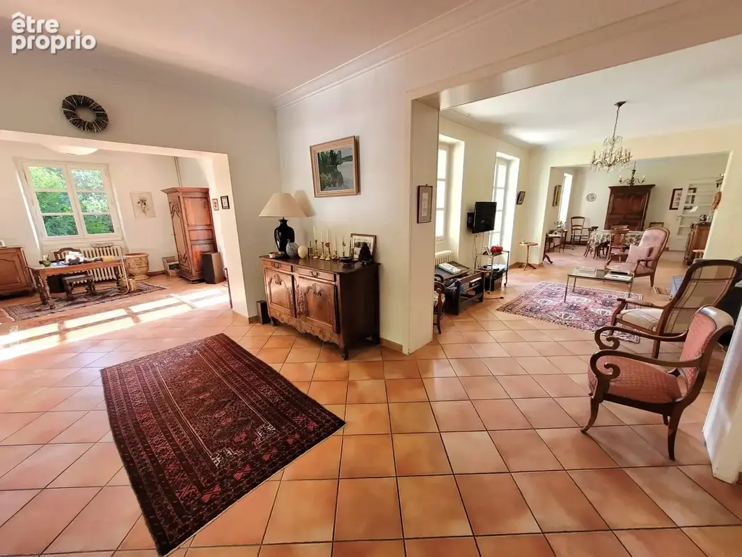 Magnifique propriété - 12 pièces - 343.44 m² - photo 4