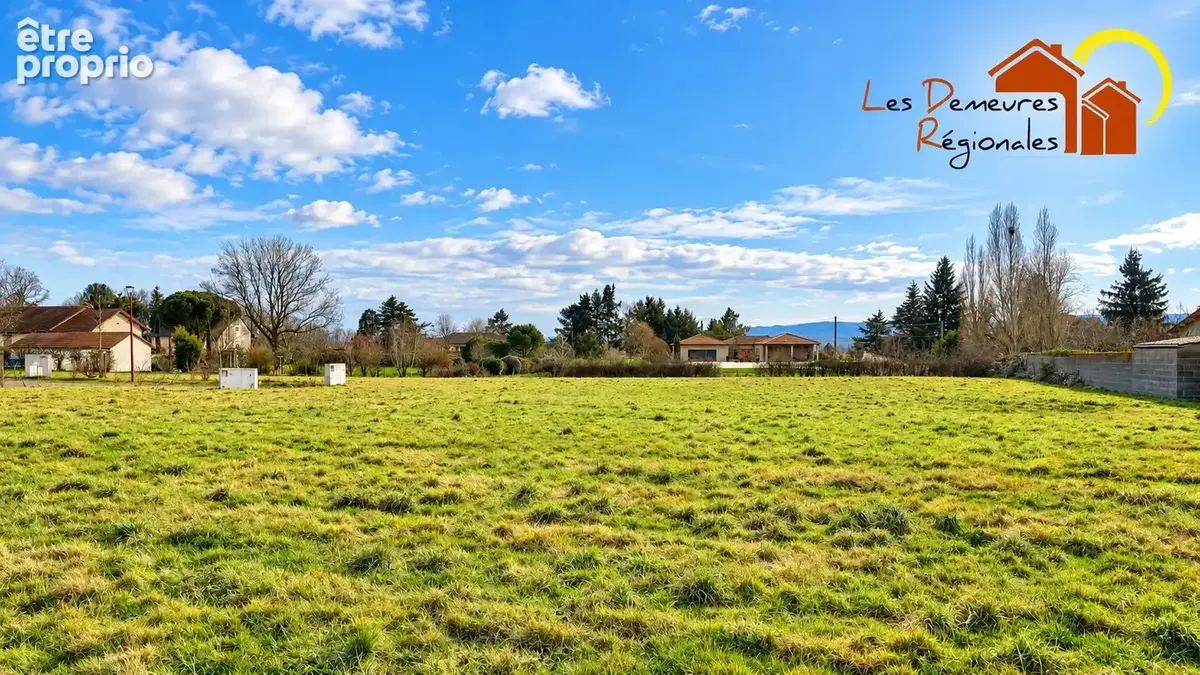 Terrain à bâtir de 840 m² à MARCIGNY (71) - photo 2