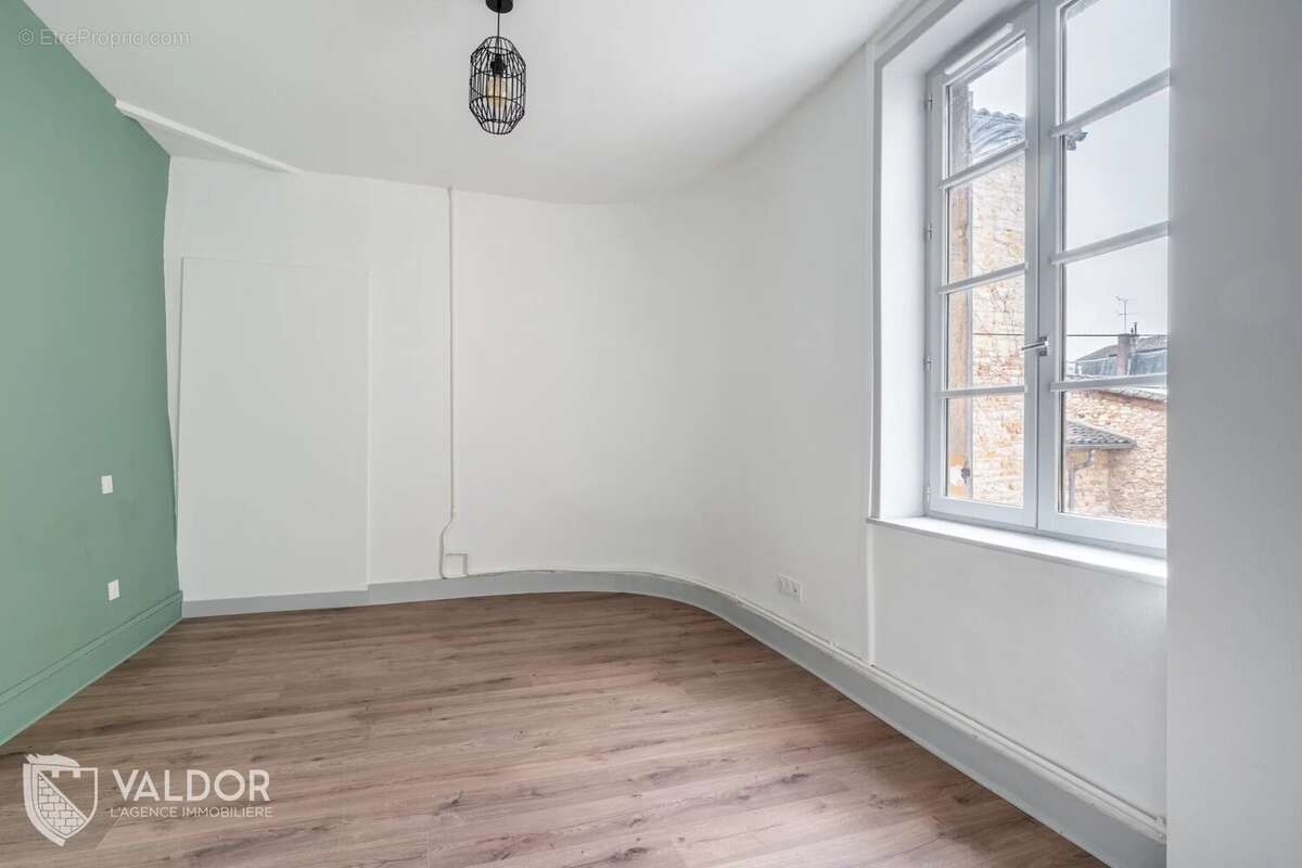 Appartement à VILLEFRANCHE-SUR-SAONE