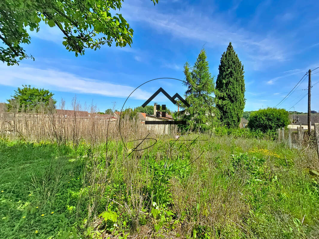 Maison à CIRES-LES-MELLO