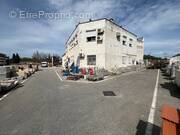 Commerce à EYGUIERES