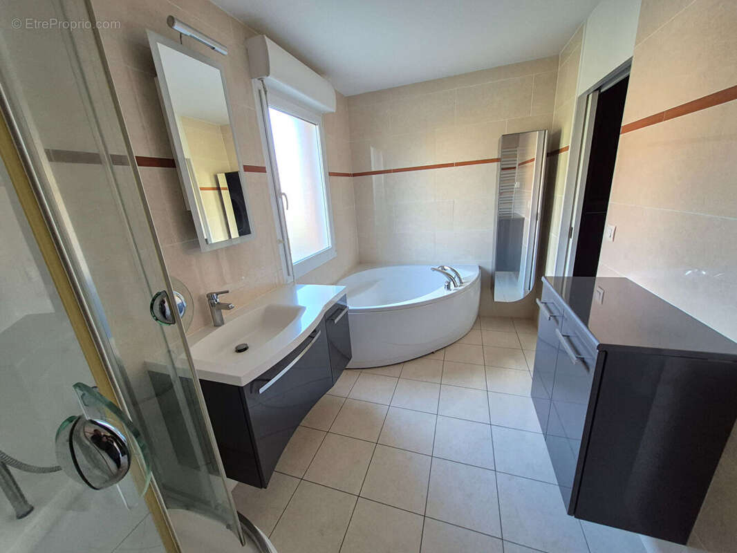 Appartement à HAUBOURDIN