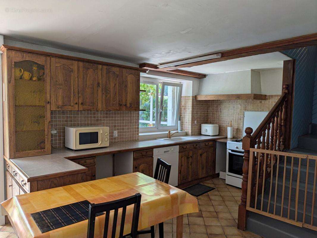 maison 7 pièces 168 M2 - photo 3