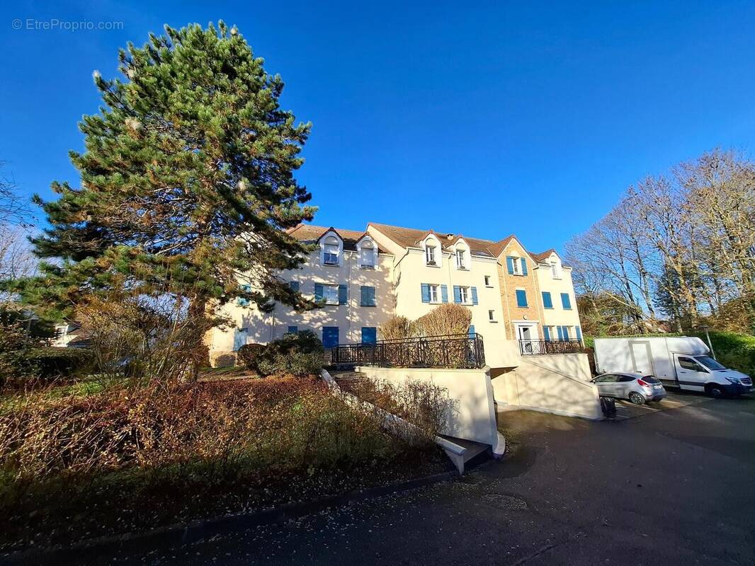 Photo 1 - Appartement à CARRIERES-SOUS-POISSY