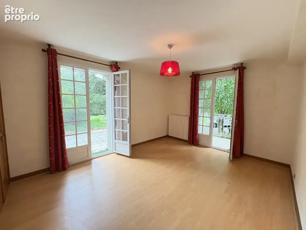 Maison de 223m2 avec 5 chambres - photo 7