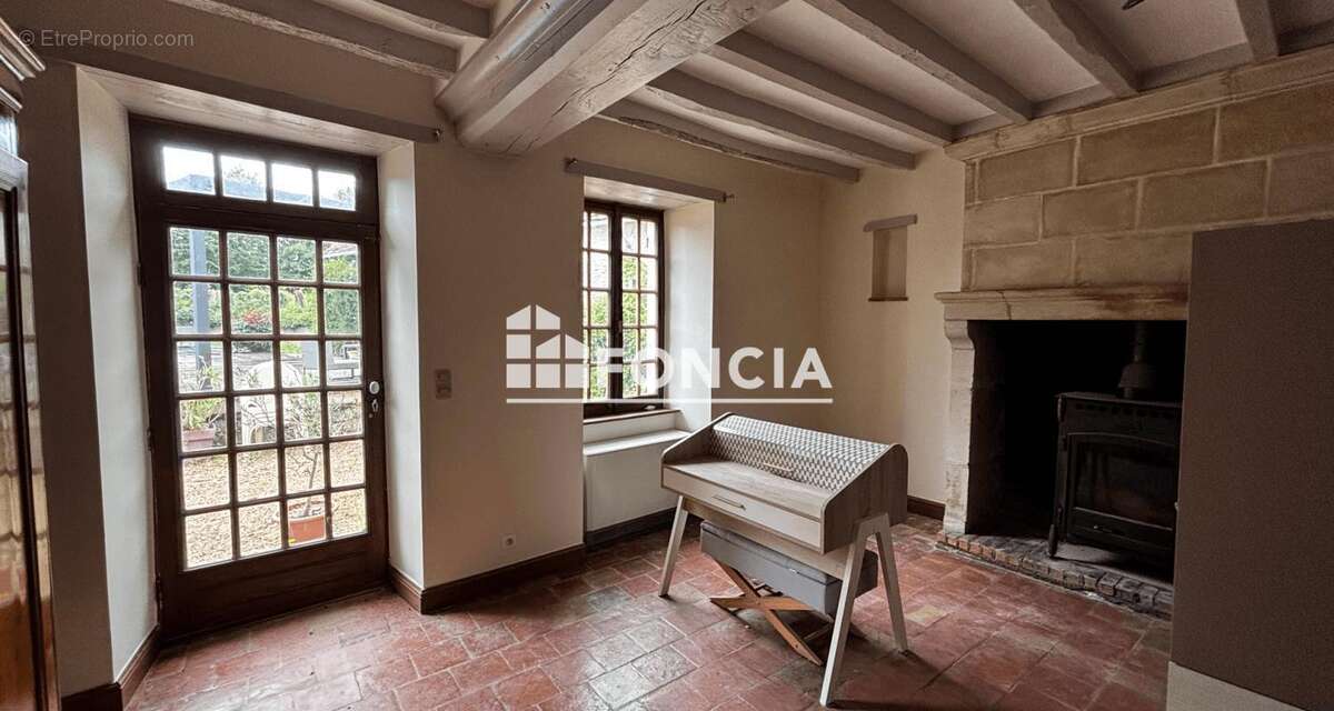 Maison à LOUE
