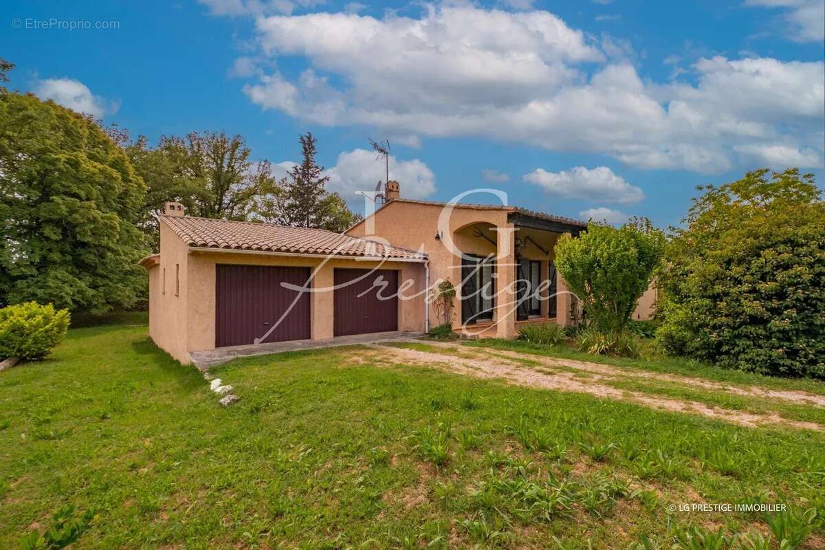 Maison à MONTAUROUX