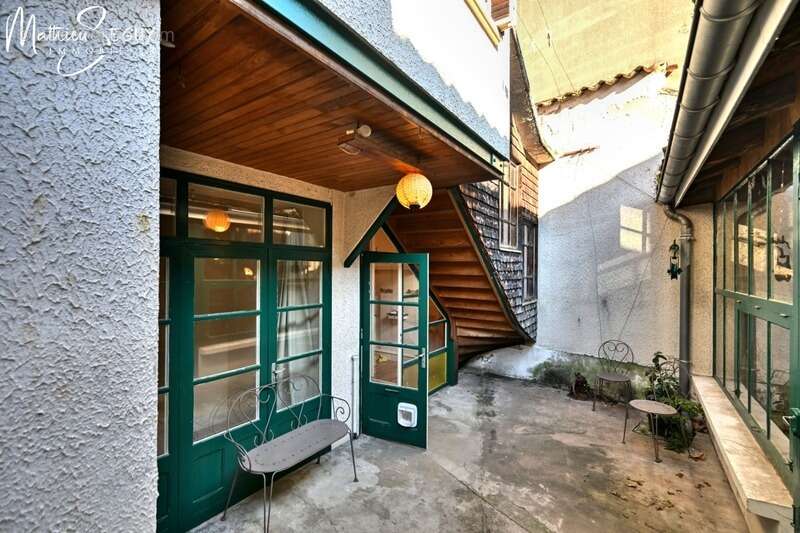Ancienne maison du menuisier avec son atelier au coeur du village de Millery - photo 25