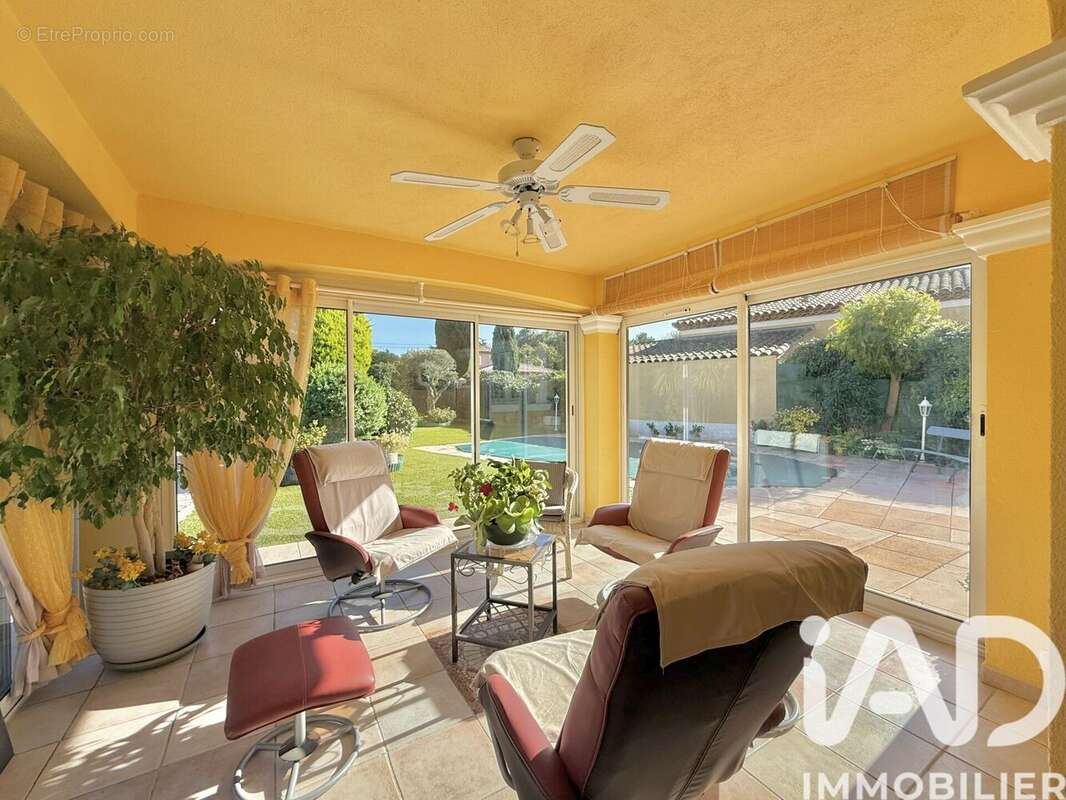 Photo 9 - Maison à SIX-FOURS-LES-PLAGES