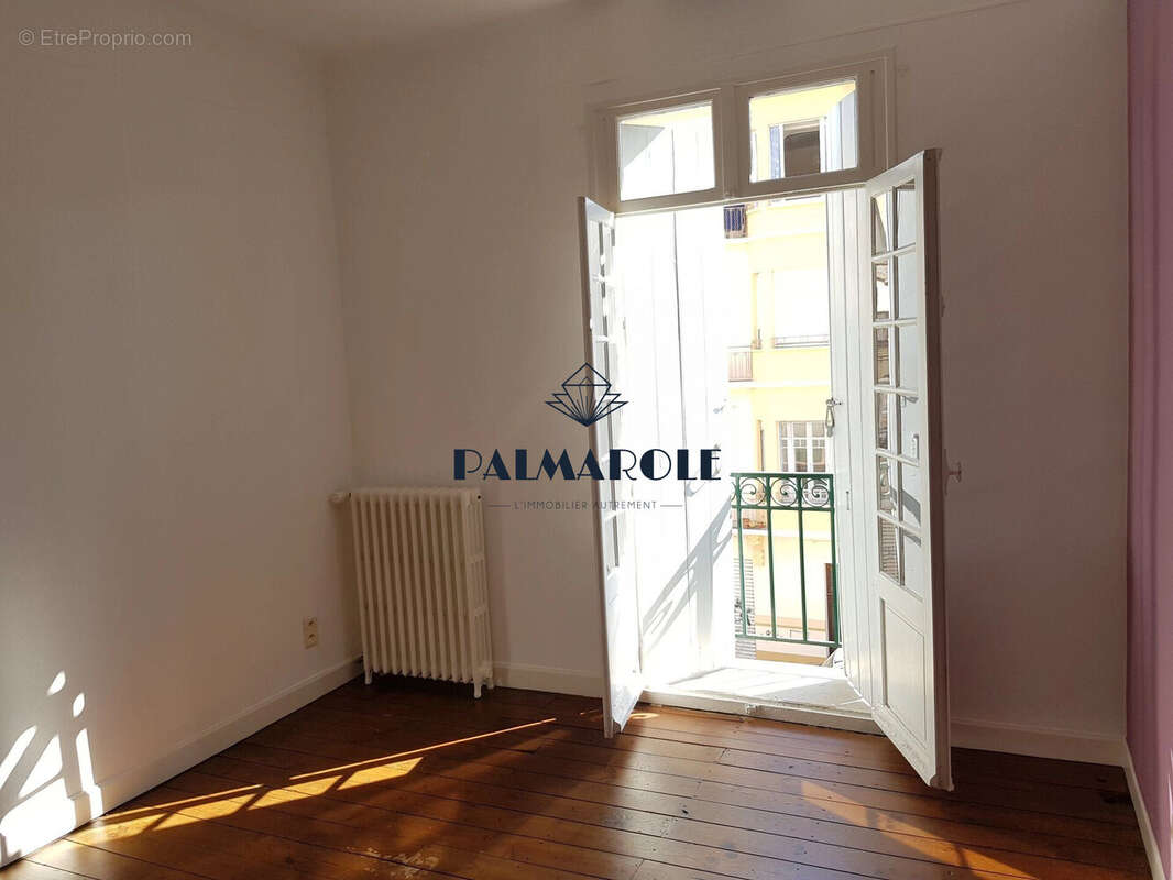 Salle - Maison à PERPIGNAN