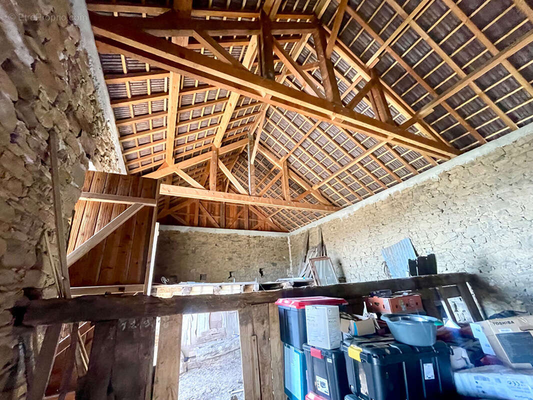 Maison à LASCAUX