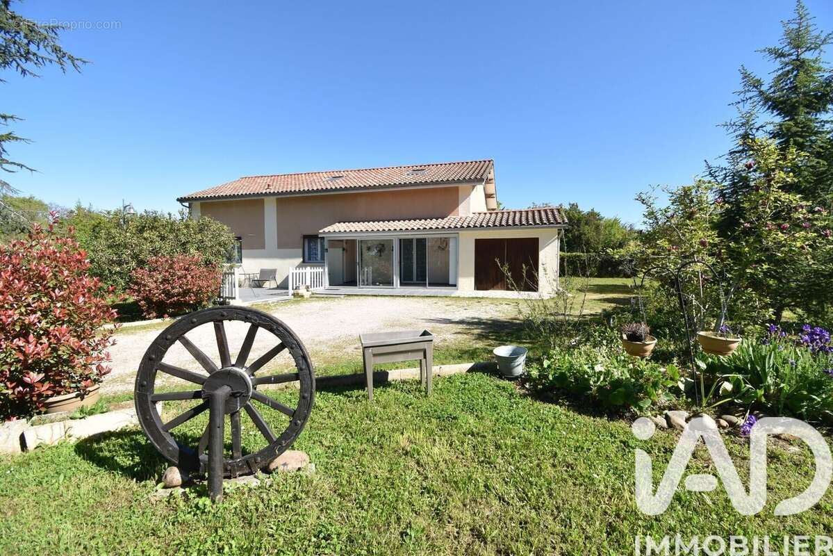 Photo 2 - Maison à BERAT