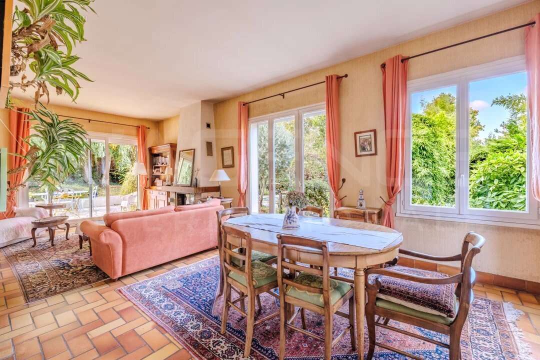 Maison à CHAMBOURCY