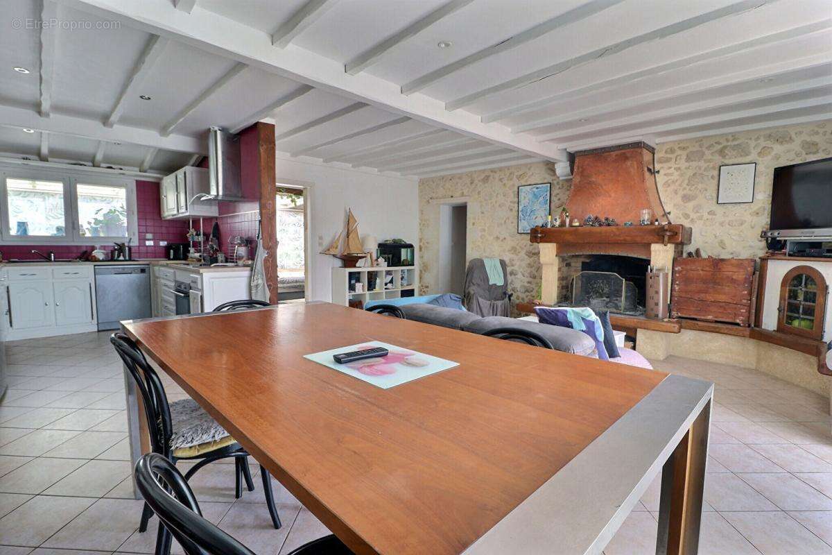 Maison à LE TAILLAN-MEDOC