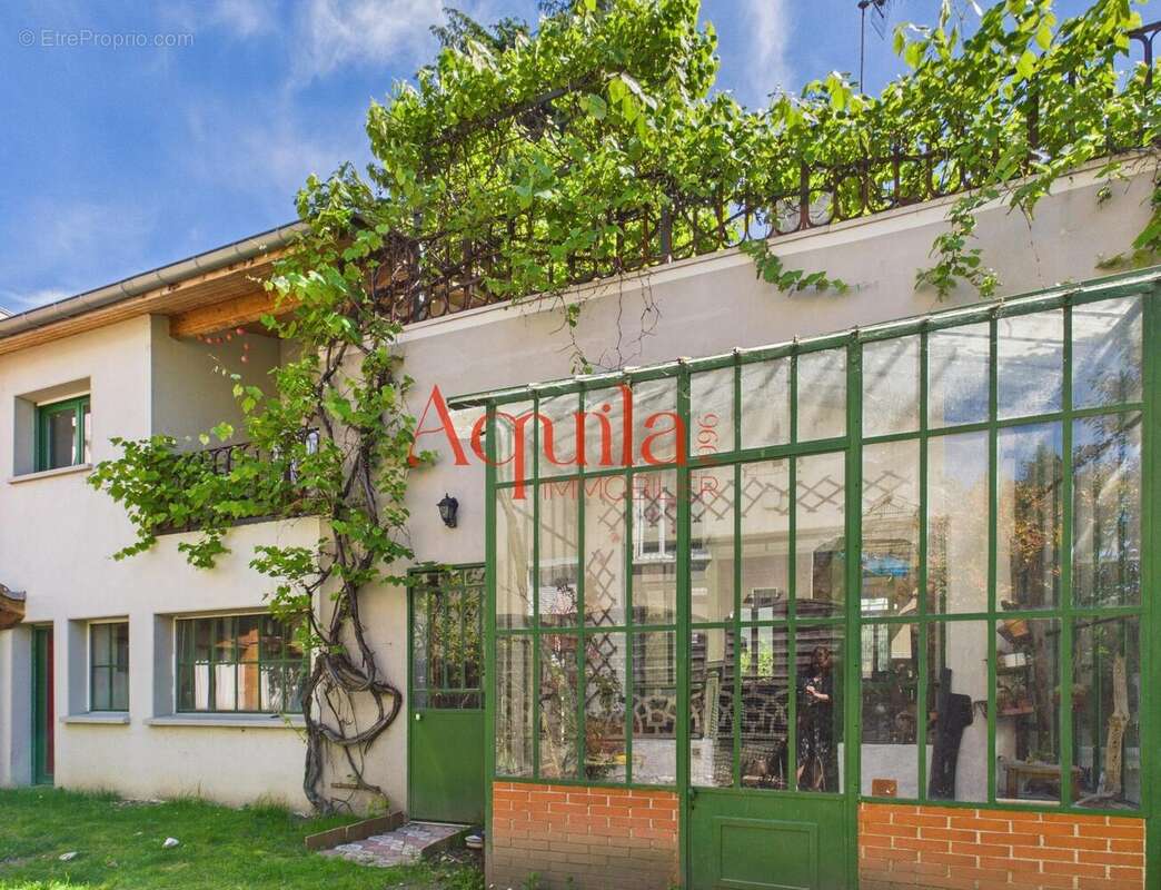 Maison à VILLEURBANNE