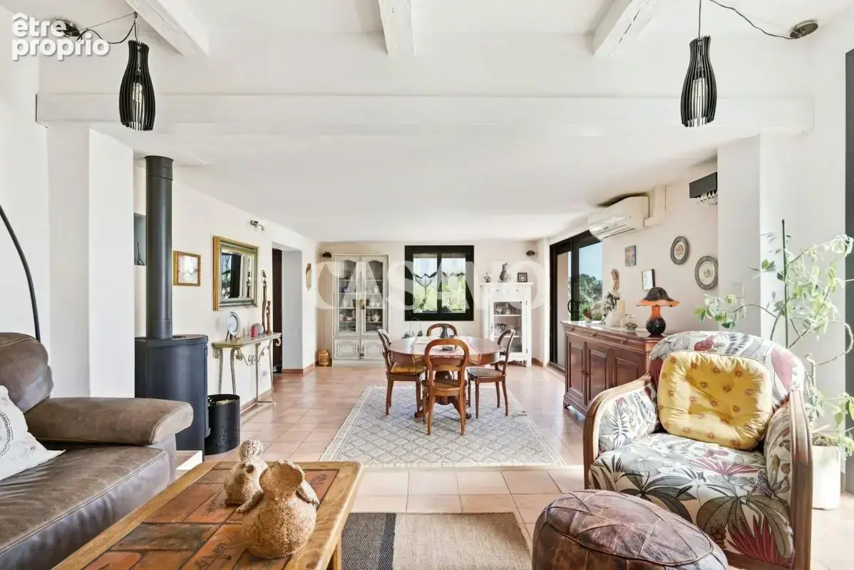 Vente Maison 7 pièces de 176m² - 13540 Aix-en-Provence - photo 7