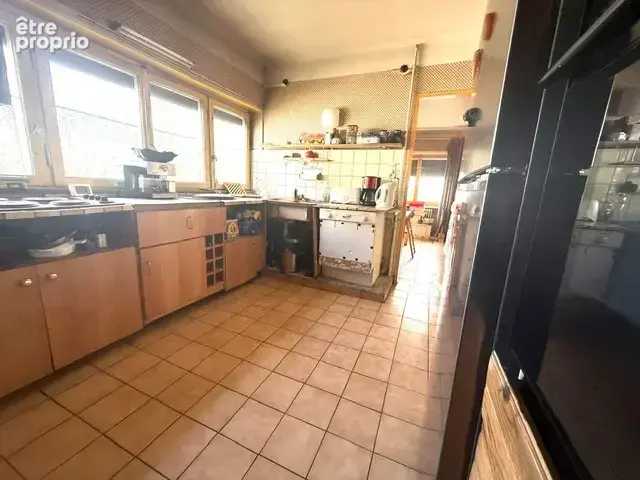 Schiltigheim - Maison de Maître environ 300m2 sur terrain d'environ 4 ares - photo 5