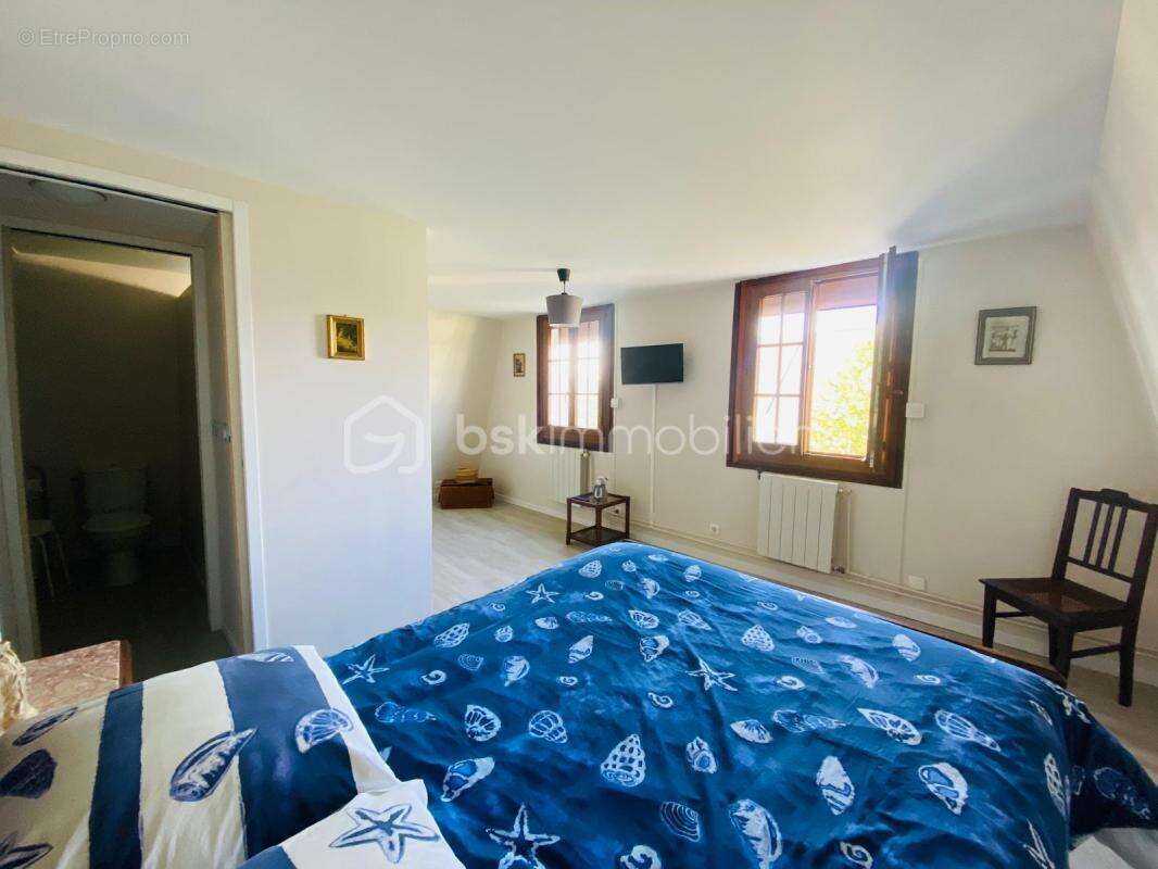 Maison à vendre au Havre – Aux portes de Sainte-Adresse – 100 m² – 3 chambres – Jardin plein sud – Garage - photo 3