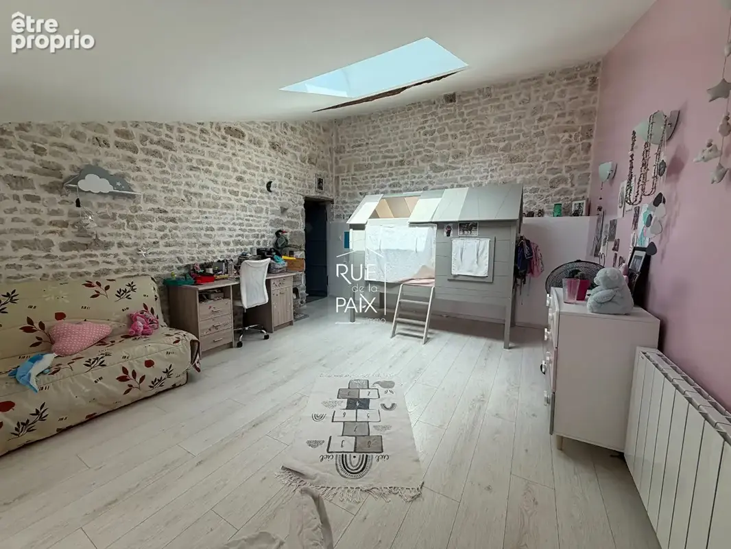 Maison en pierre entièrement rénovée ? charme et confort - photo 10