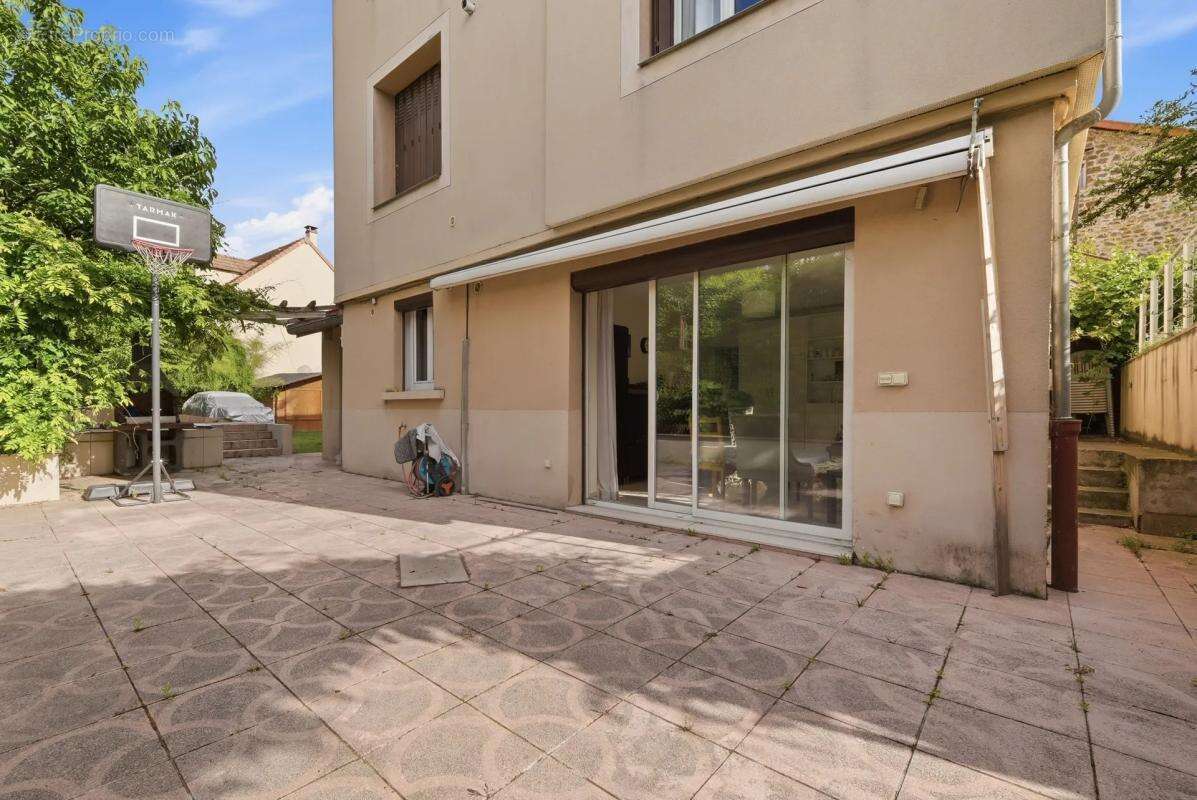 Maison à CHATILLON