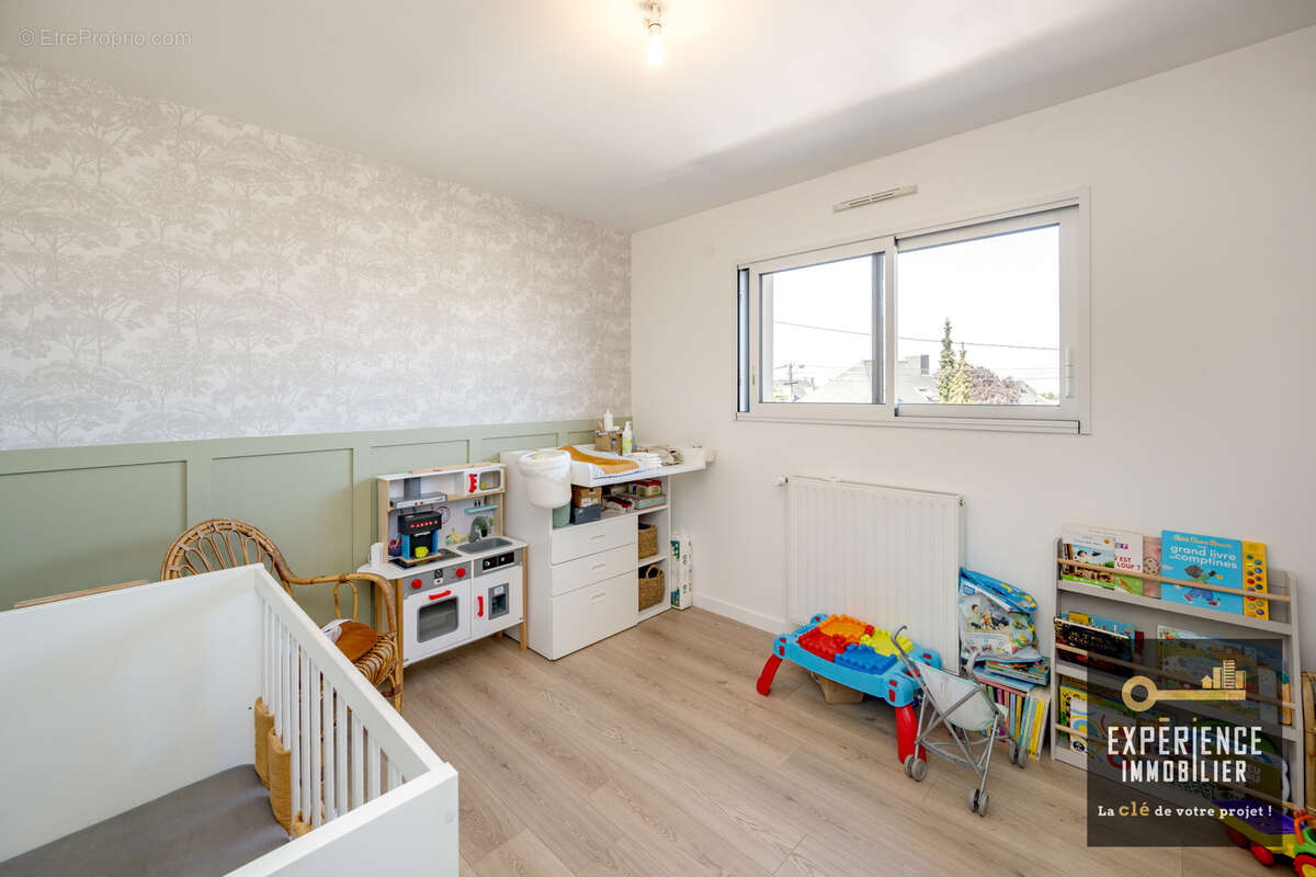 Contemporaine en plein bourg de ploufragan - photo 13
