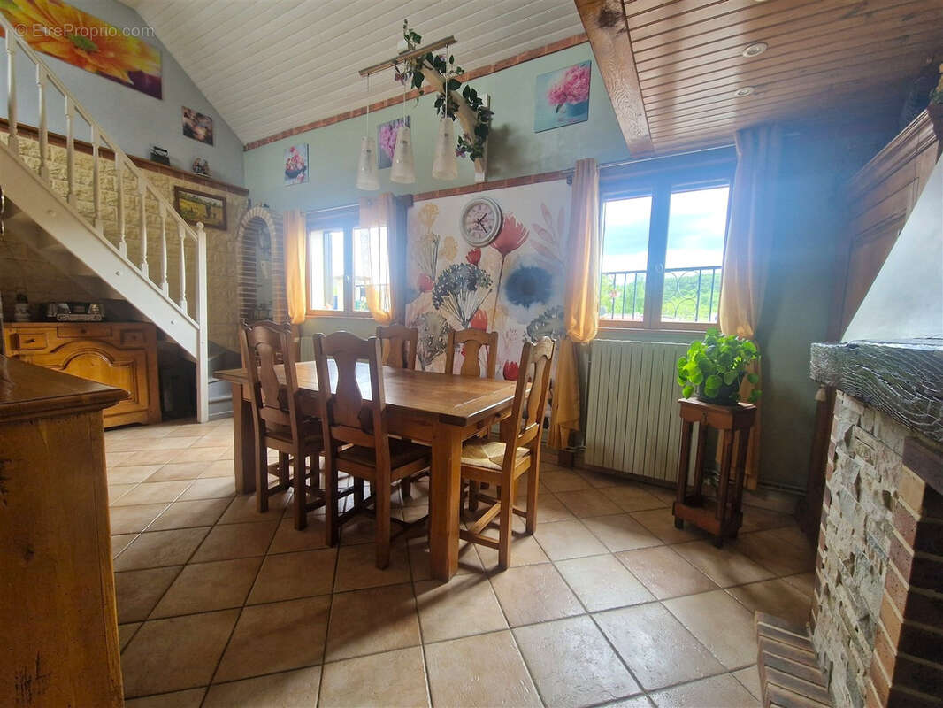 Maison à SAINT-LUBIN-DES-JONCHERETS