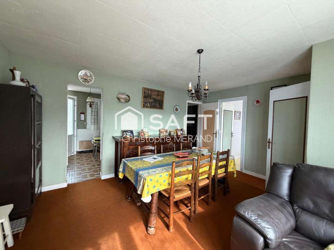 Maison 55 m² à Les Ormes  - photo 3