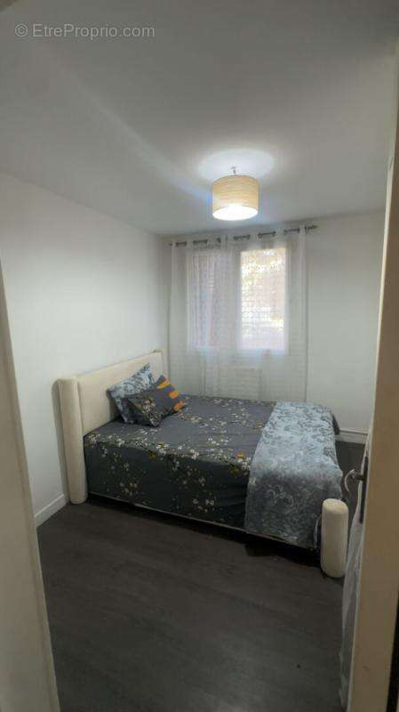 Appartement Sainte Genevieve Des Bois 3 pièce(s) 56 m2 - photo 8