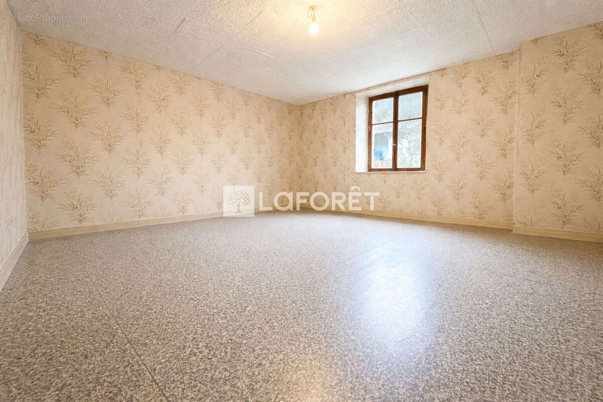 Maison à MOYEUVRE-PETITE