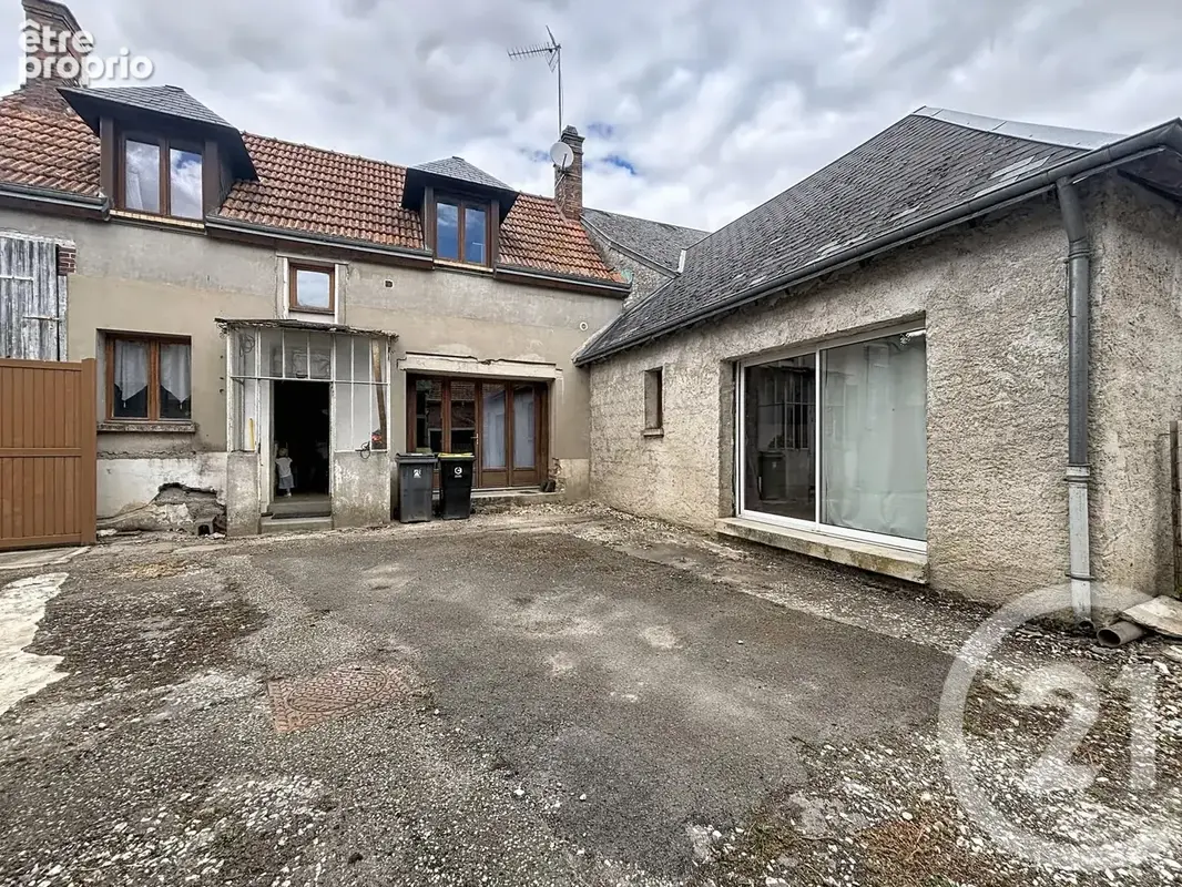 Maison 5 pièces 133 m² à vendre à Chartres (28000) - photo 4