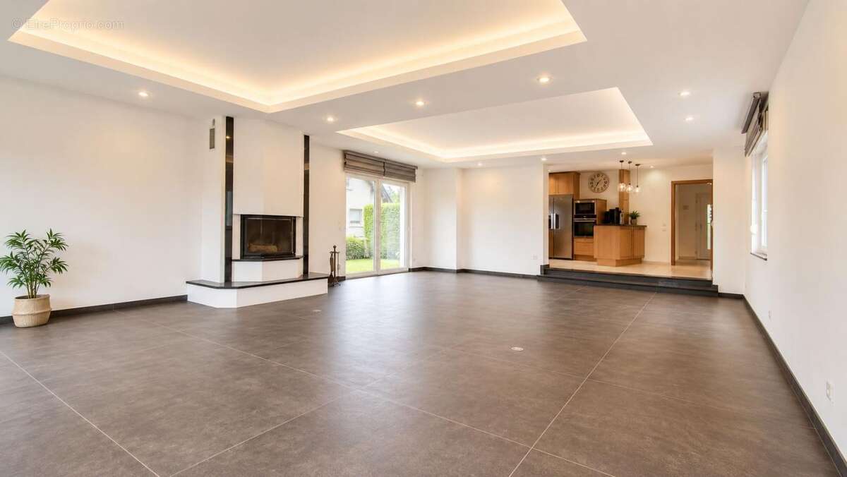 Maison à PREUSCHDORF