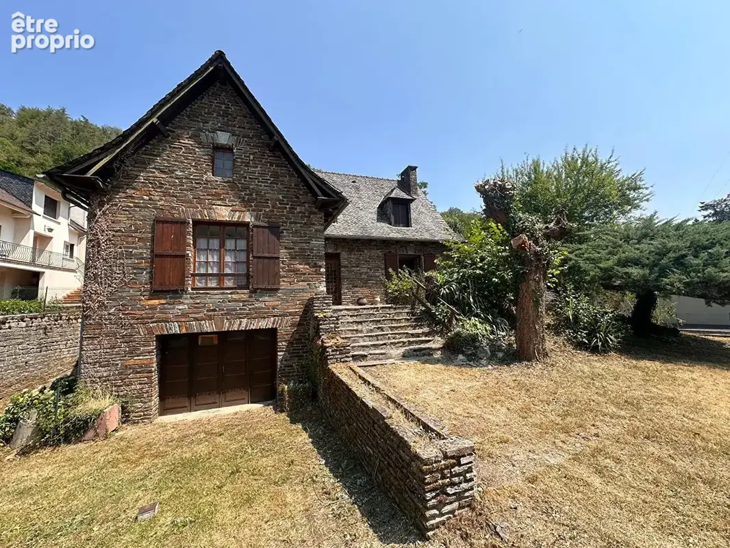 Photo Maison à Estaing au prix de 212 000€