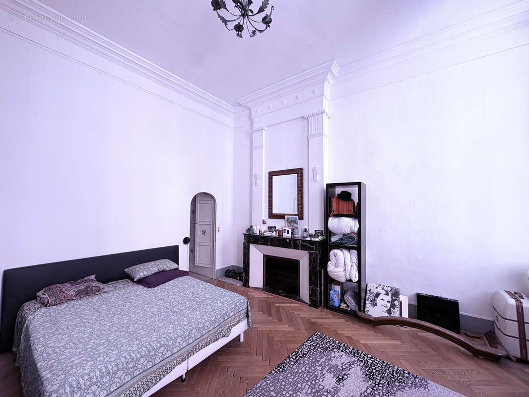 Montpellier Écusson Ancien courrier. Magnifique appartement bourgeois & familial dans la plus belle rue de l'é - photo 15