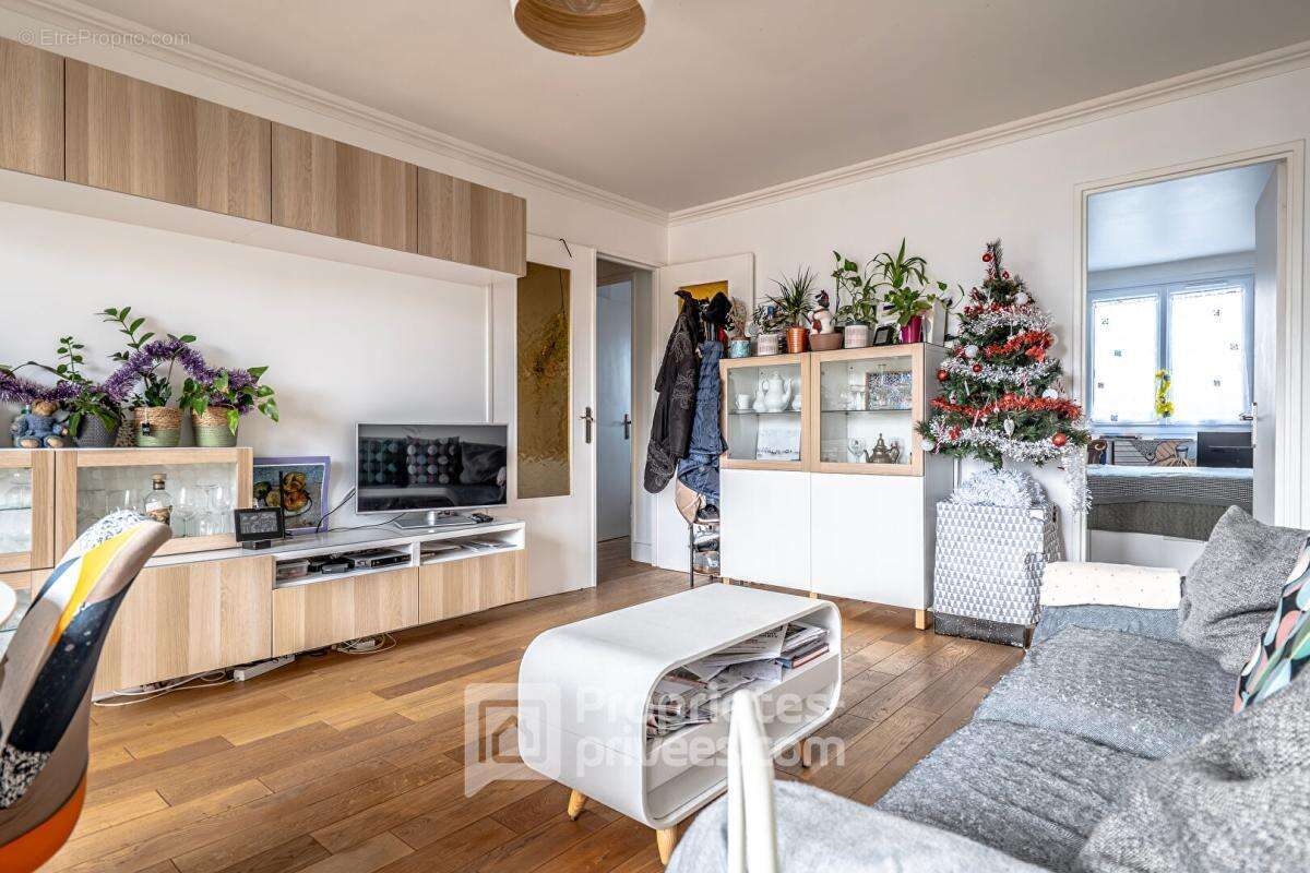 Appartement à BAGNEUX