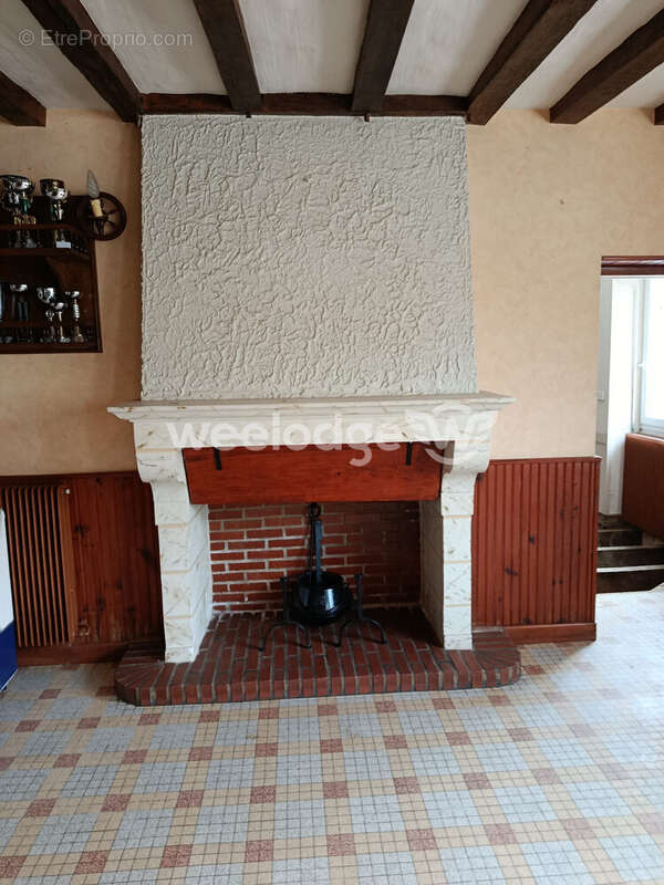 Maison à LA PEROUILLE