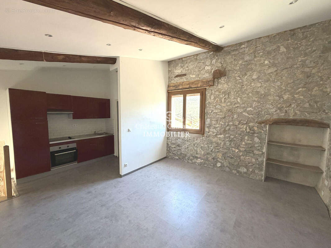 Maison à CUCUGNAN