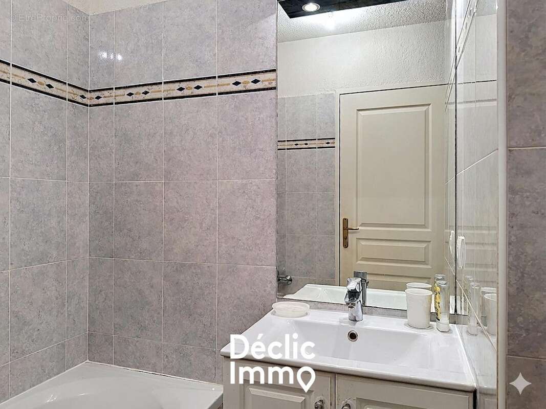 Appartement à MANDELIEU-LA-NAPOULE