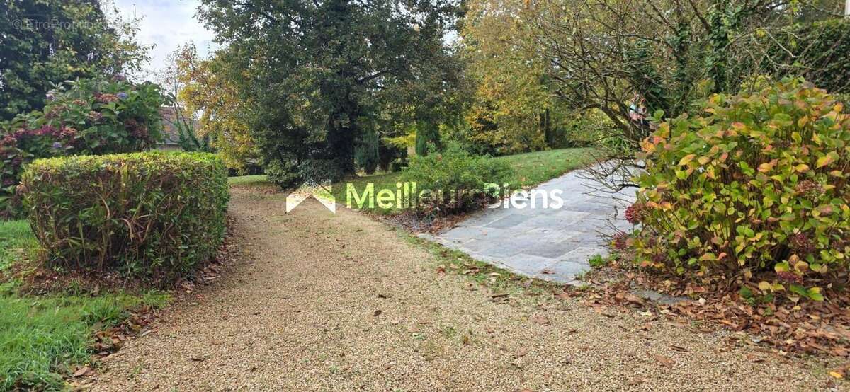 Maison à PLOUEZOC&#039;H