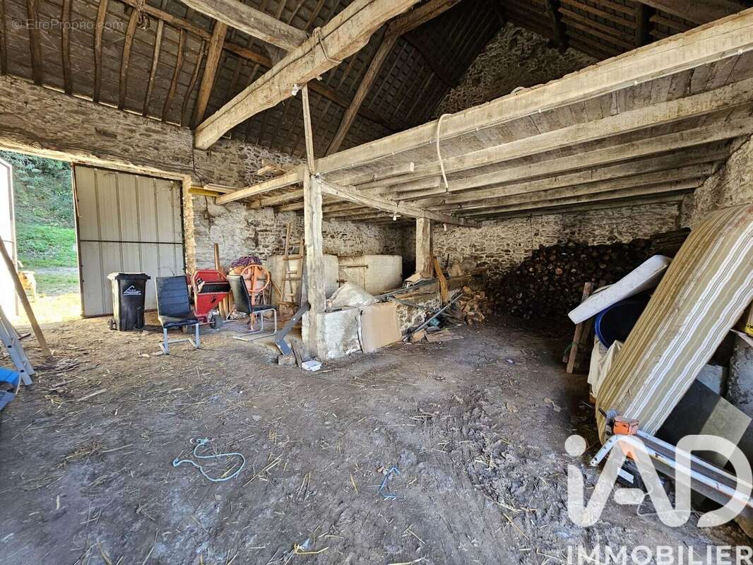 Photo 2 - Maison à SAINT-BROLADRE