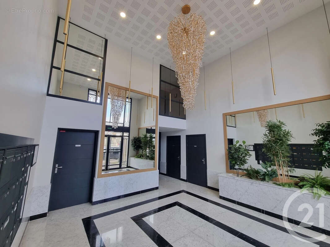 Appartement à SAINT-MAUR-DES-FOSSES