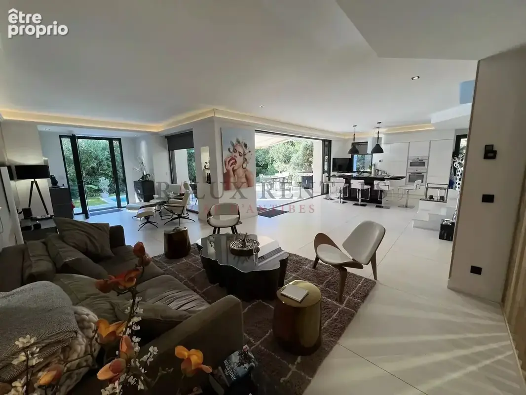 Villa moderne dans un domaine fermé à Juan les pins - photo 7