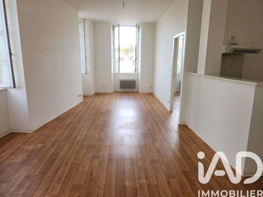 Photo 2 - Appartement à OLORON-SAINTE-MARIE